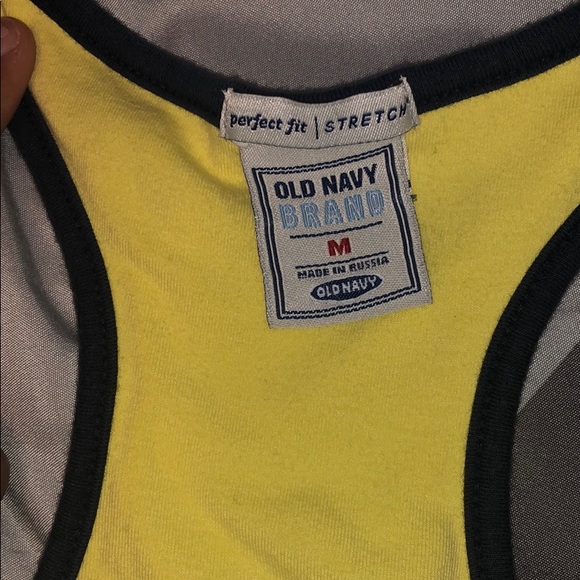 •Yellow active wear tank• - Picture 3 of 3